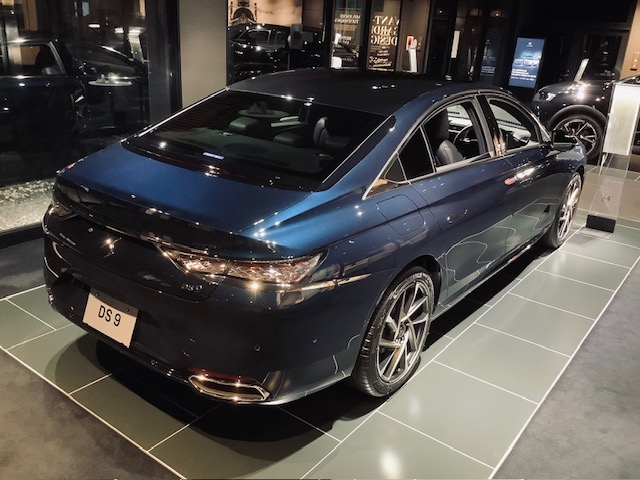 セダン好きな方に朗報（しかも純内燃機関）